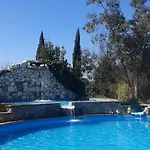 فندق Relais Madonna Di Campagna باستيا أومبرا