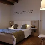Relais Madonna Di Campagna فندق باستيا أومبرا