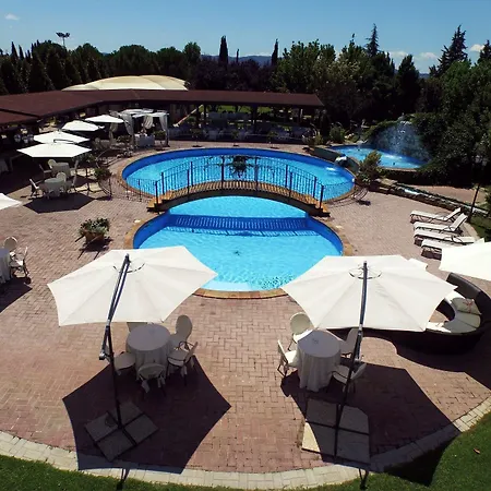 Hotel Relais Madonna Di Campagna 3*