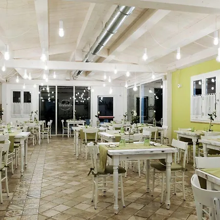 Relais Madonna Di Campagna Hotel