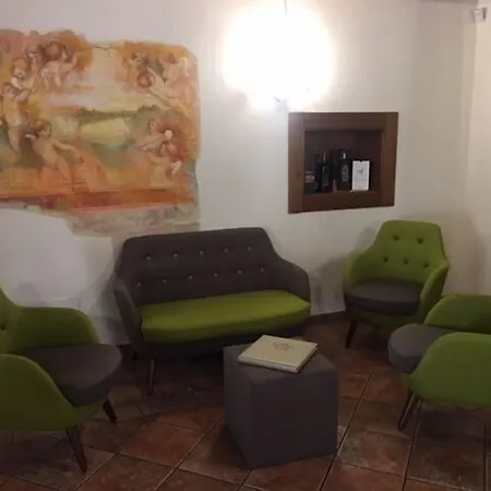 Hotel Relais Madonna Di Campagna 3*