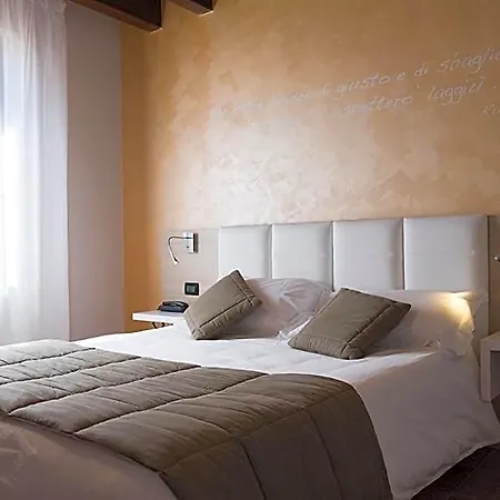 Ξενοδοχείο Relais Madonna Di Campagna Bastia Umbra