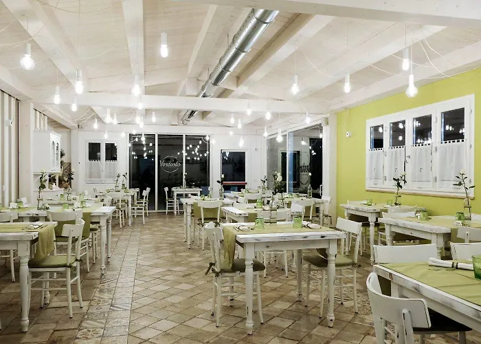 Relais Madonna Di Campagna Hotel